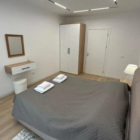 Апартаменты Doris